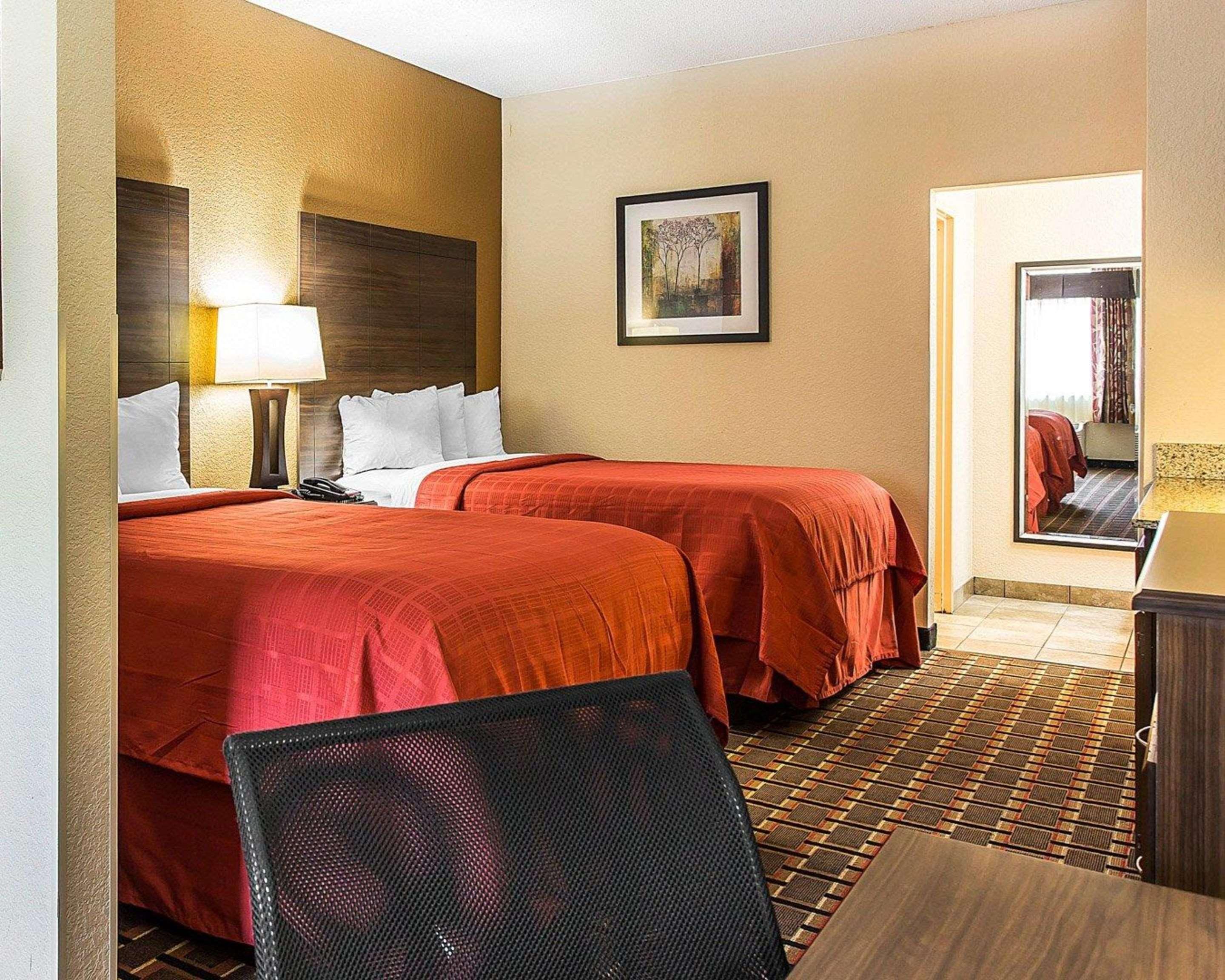 Quality Suites Hickory South Esterno foto