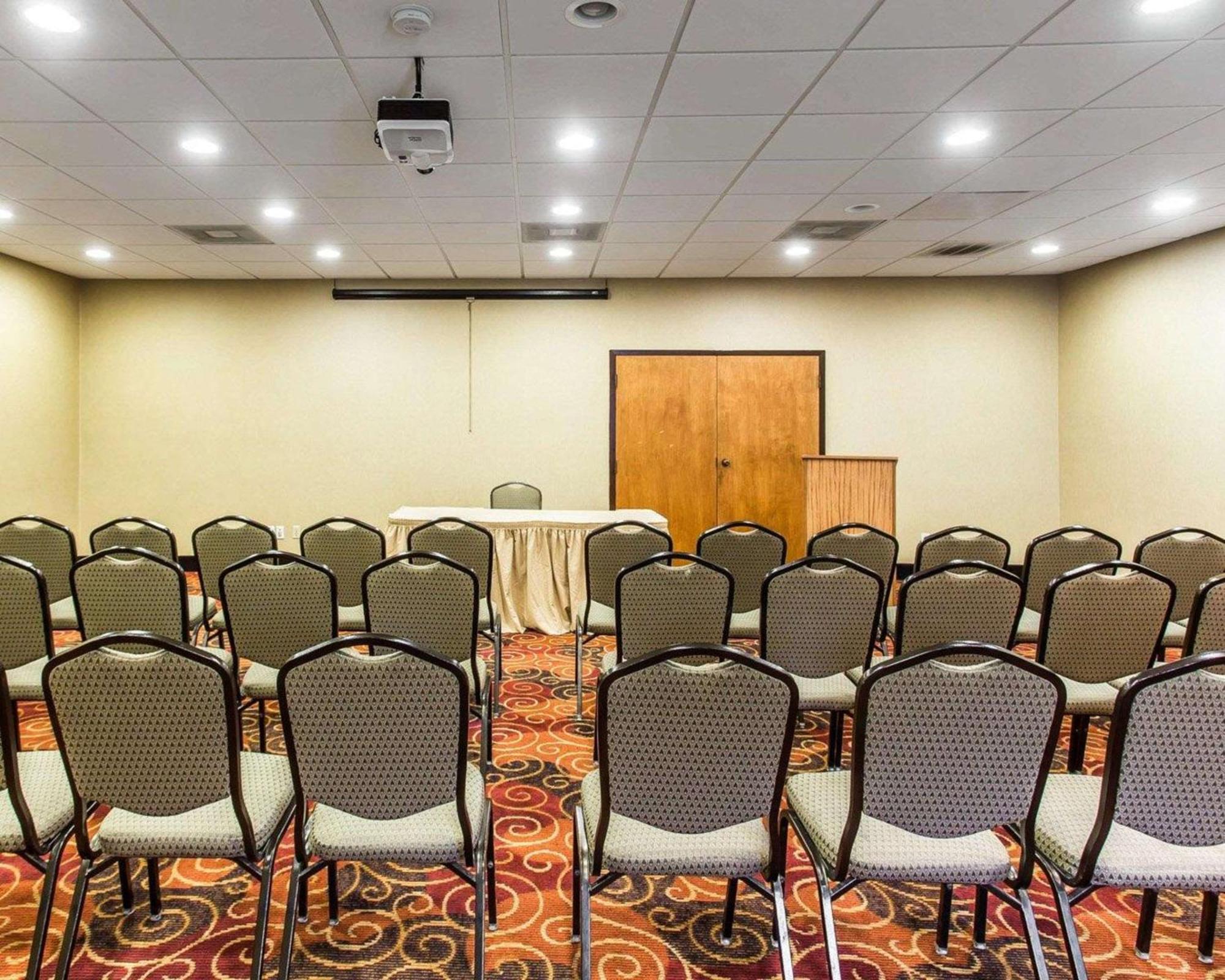 Quality Suites Hickory South Esterno foto