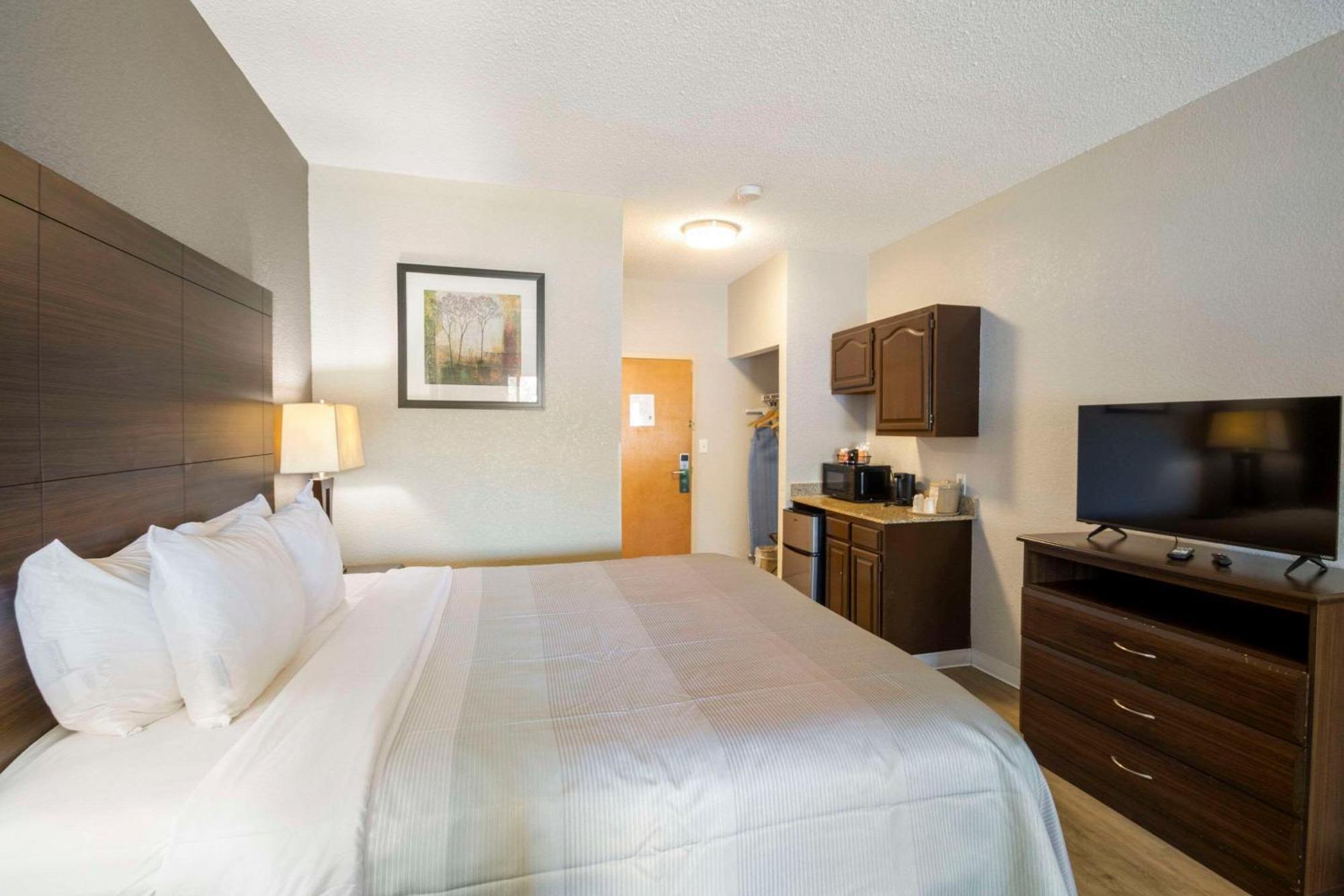 Quality Suites Hickory South Esterno foto