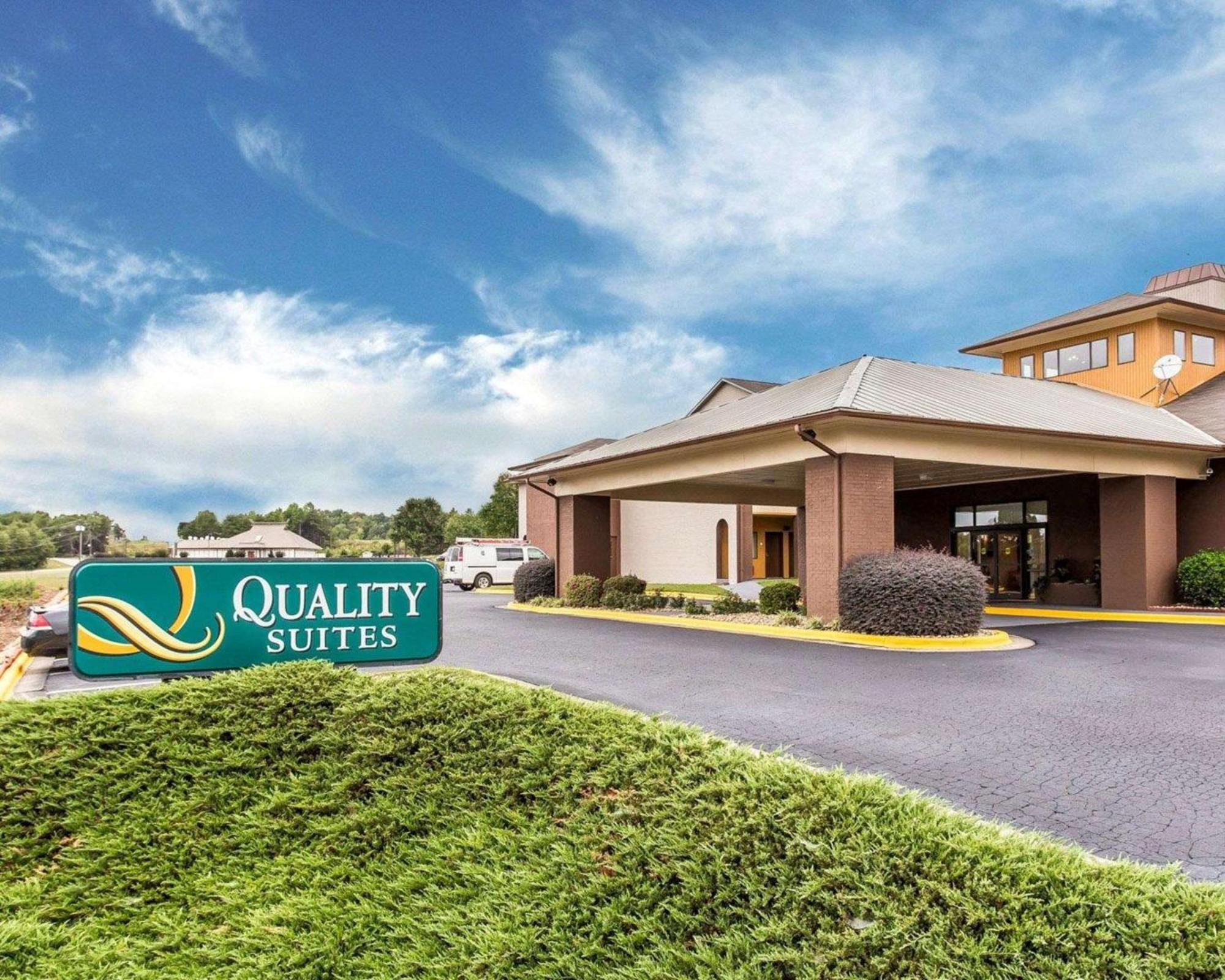 Quality Suites Hickory South Esterno foto
