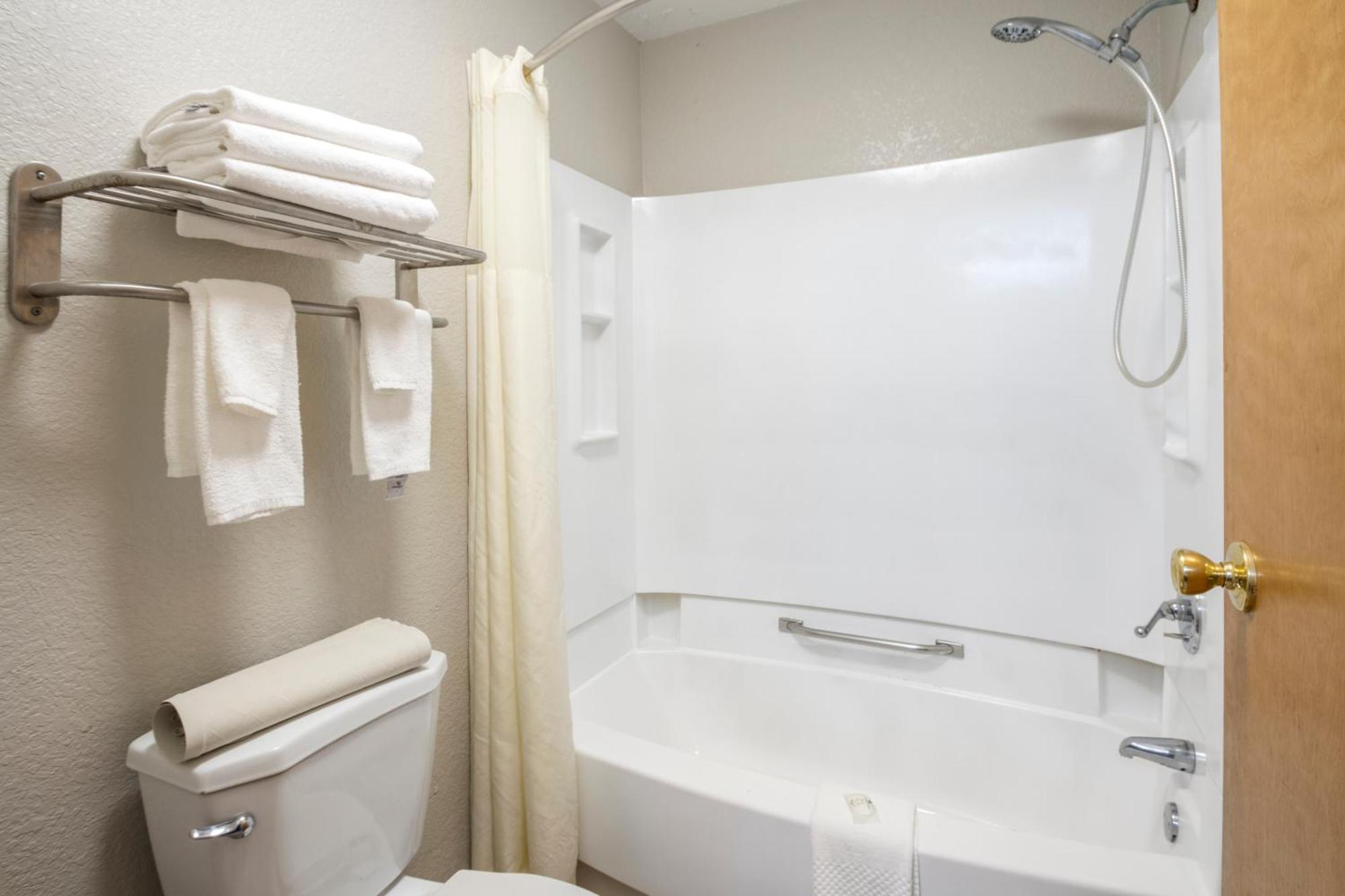Quality Suites Hickory South Esterno foto