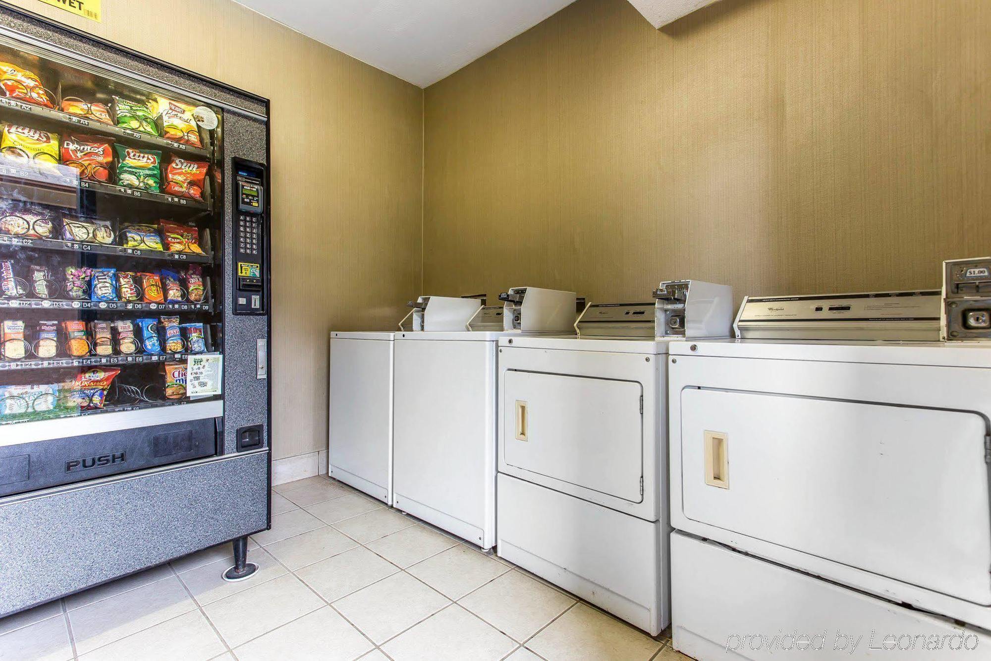 Quality Suites Hickory South Esterno foto
