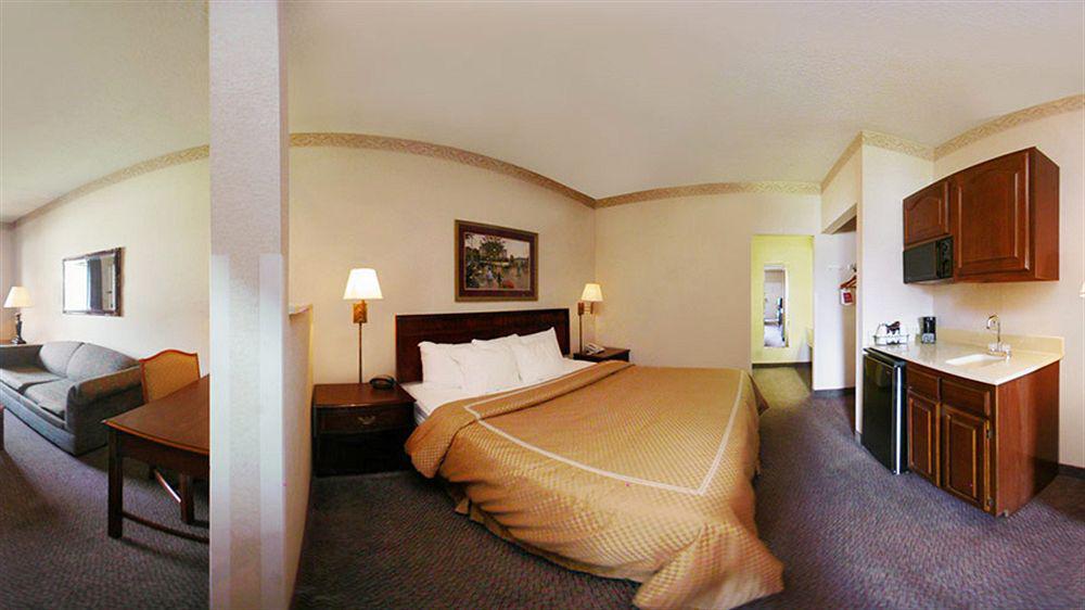 Quality Suites Hickory South Esterno foto